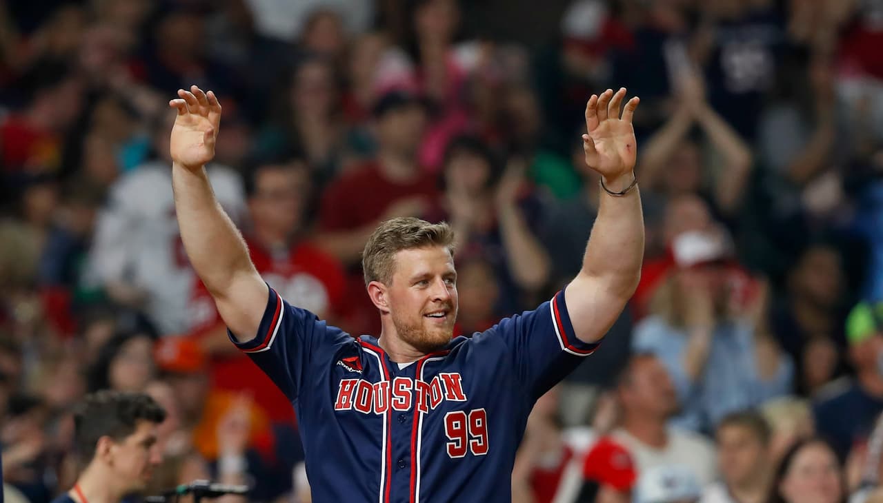 Jugadores de los Houston Texans hicieron una gran labor ayudando a los que menos tienen.