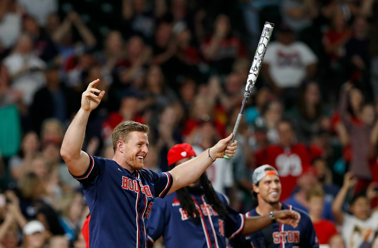 Así lo celebró la estrella defensiva de los Texans.