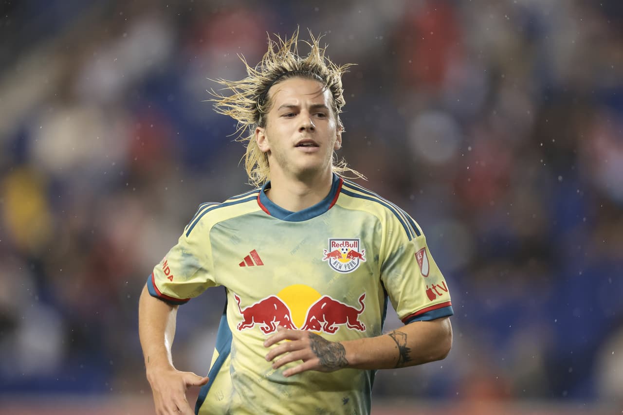 Defensor - JOHN TOLKIN (New York Red Bulls)