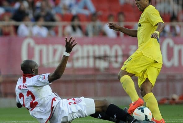 Su buen fútbol hizo que el Villarreal no dudara en adquirir la carta del mexicano, quien ahora es titular en la zona ofensiva del “Submarino Amarillo”.