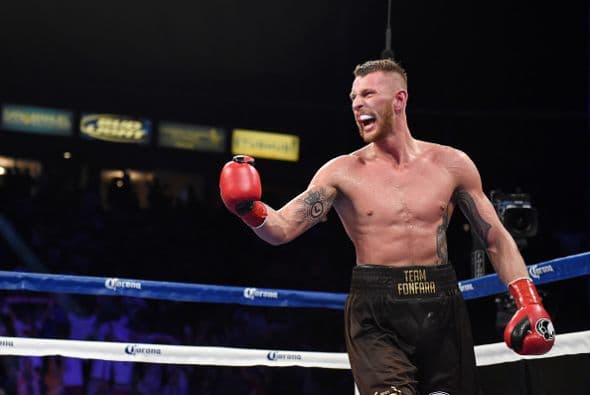 El polaco demostró ser mejor boxeador que el mexicano, quien nunca se vio bien en la contienda.