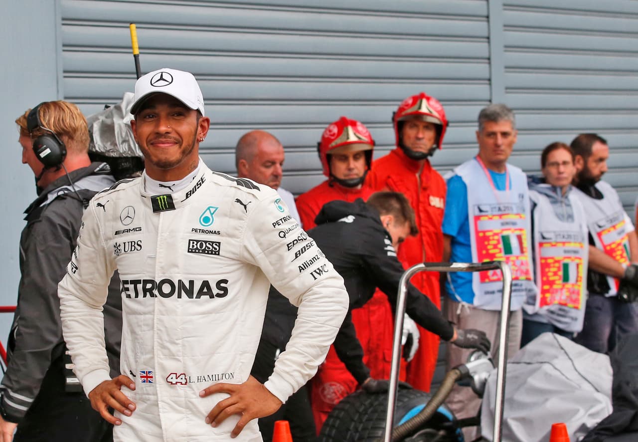 Para Lewis Hamilton fue un fin de semana perfecto. El británico logró la pole número 69 de su carrera superando el récord que anteriormente pertenecía a Michael Schumacher.
