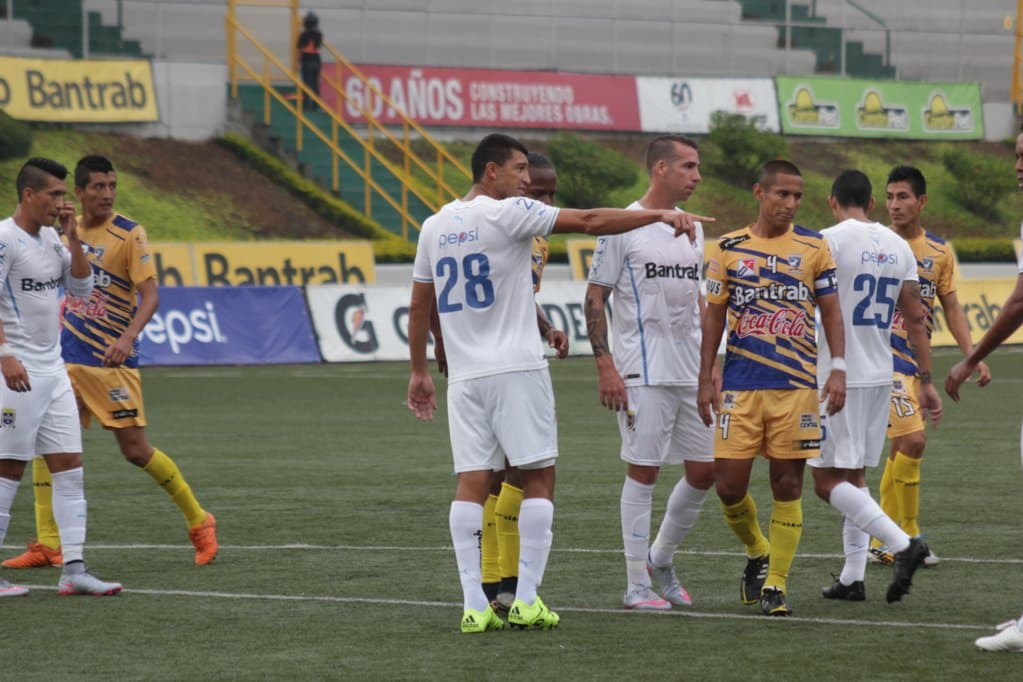 Suchitepéquez venció a Comunicaciones y sigue de líder en Guatemala