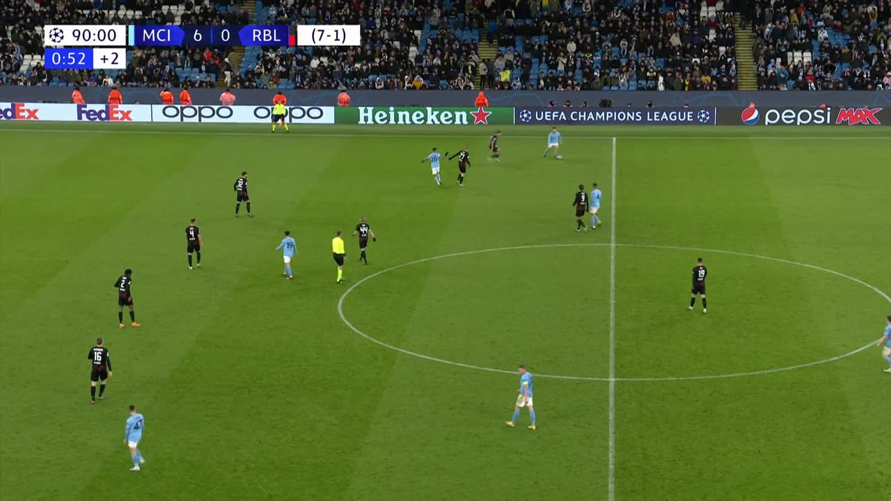 ¡GOL!  anota para Manchester City. Kevin De Bruyne