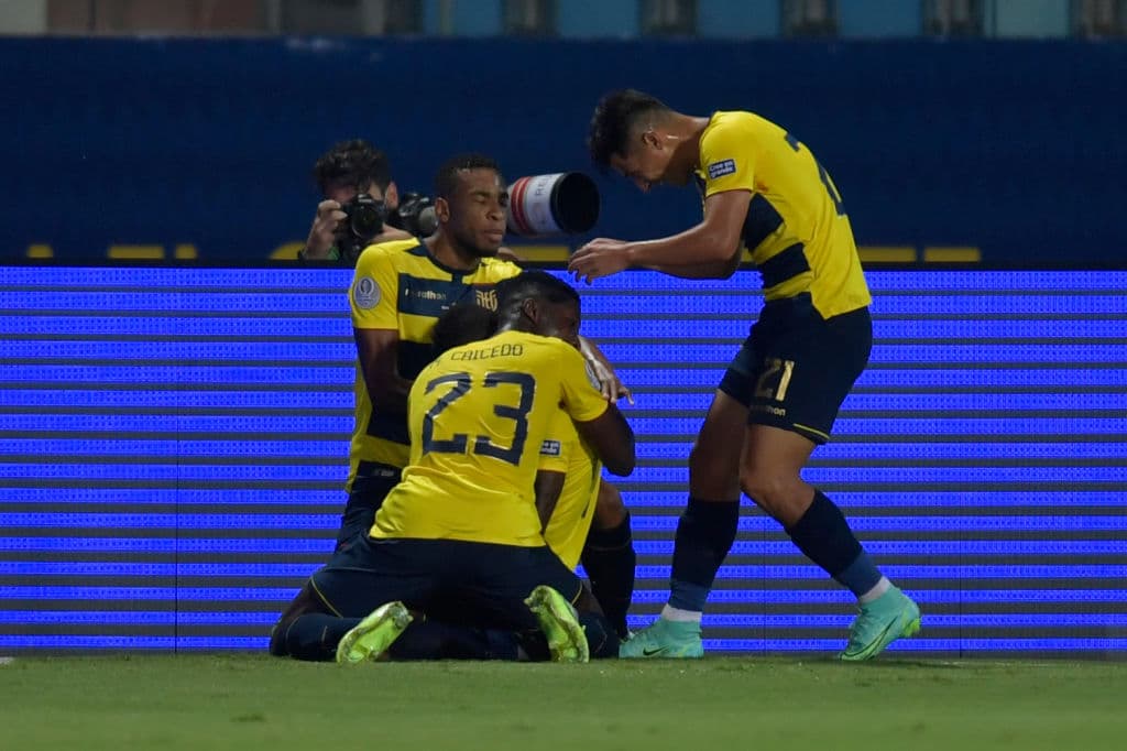 Los goles de Gianluca Lapadula y André Carrillo al 49 y al 54, Perú consigue rescatar el empate 2-2 frente a Ecuador.