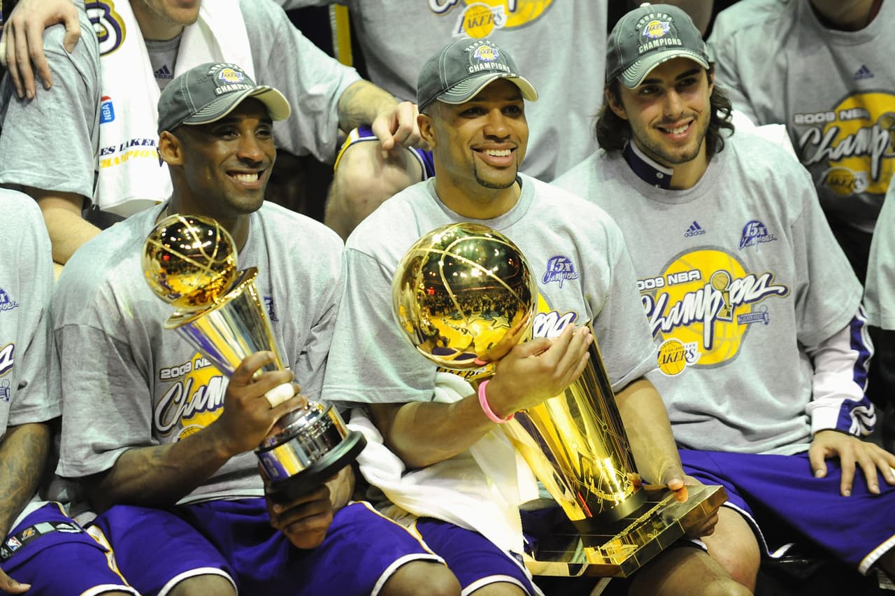 Tras barrer 4-0 al Orlando Magic en las Finales de la NBA de 2009, Kobe sumaba su cuarto campeonato a su récord personal.