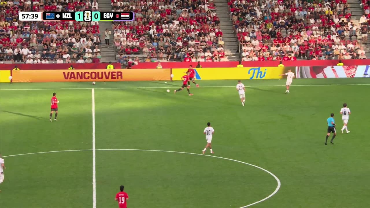 ¡GOL!  anota para Egipto. Mostafa Zico