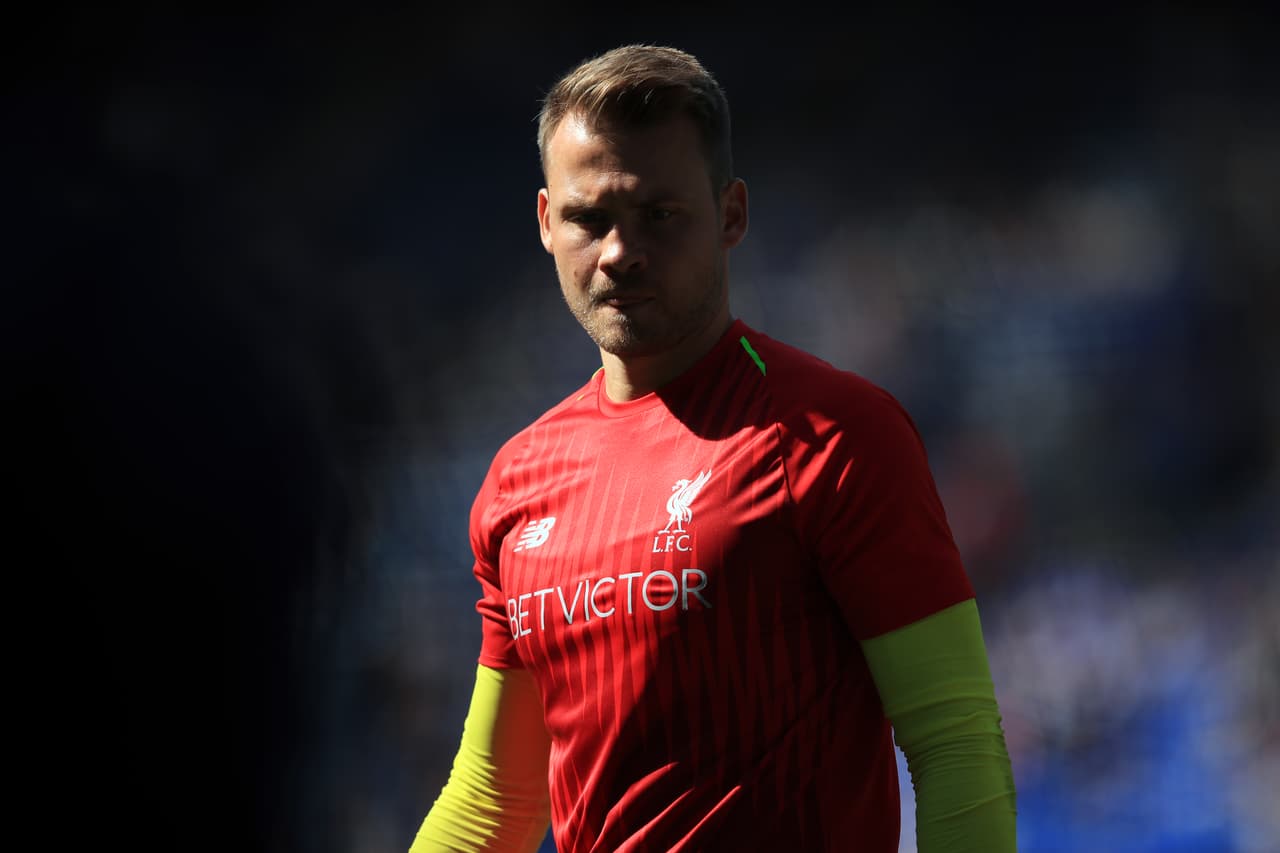 El portero Simon Mignolet no tiene lugar en el Liverpool con la titularidad de Alisson Becker. Se dice que el Niza estaría detrás de sus servicios.