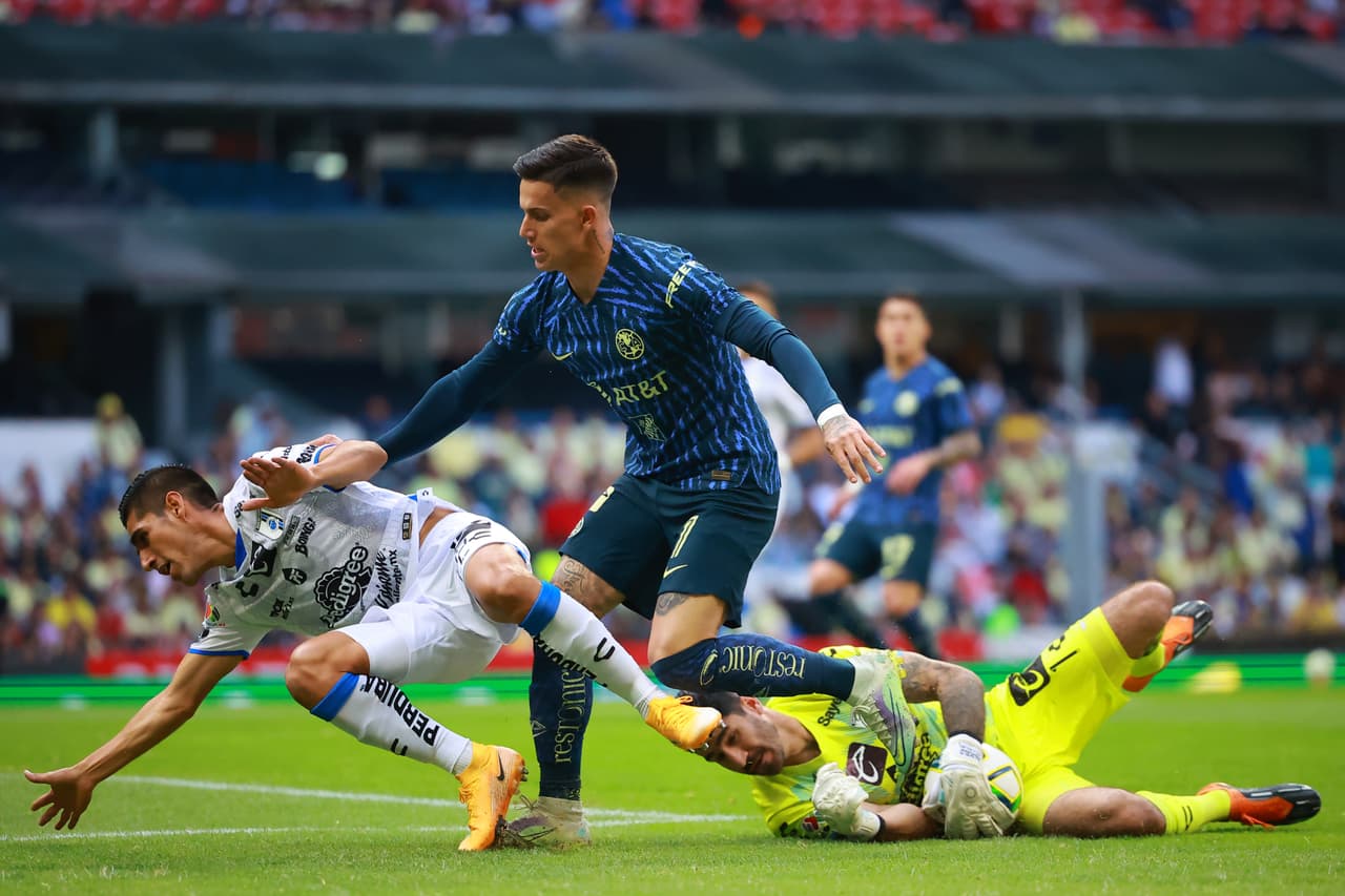 Las Águilas del América no lograron imponer su condición de local ante Querétaro en el inicio del Clausura 2023 de la Liga MX.