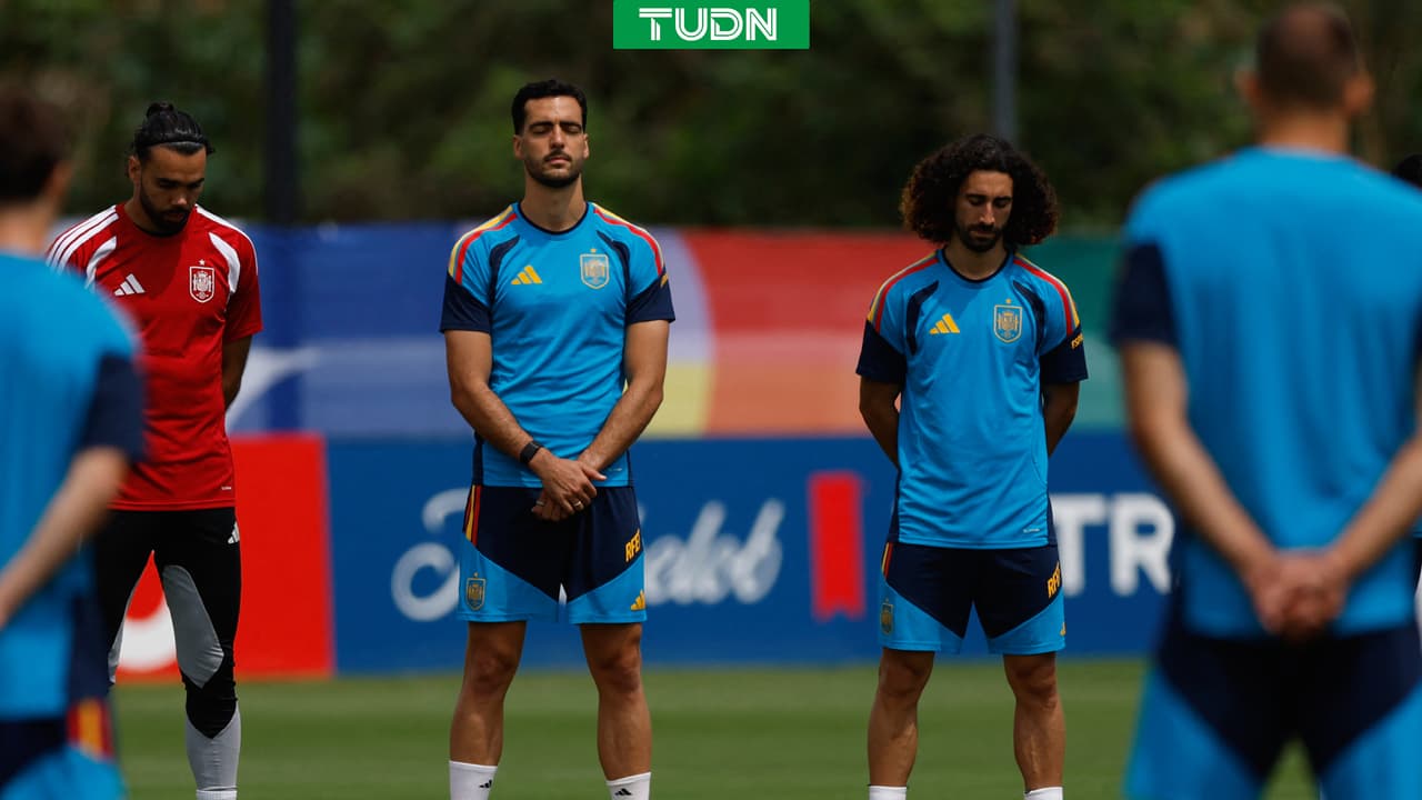 España vs. Uruguay Alineaciones: Esta es la formación de Bielsa y de la Fuente