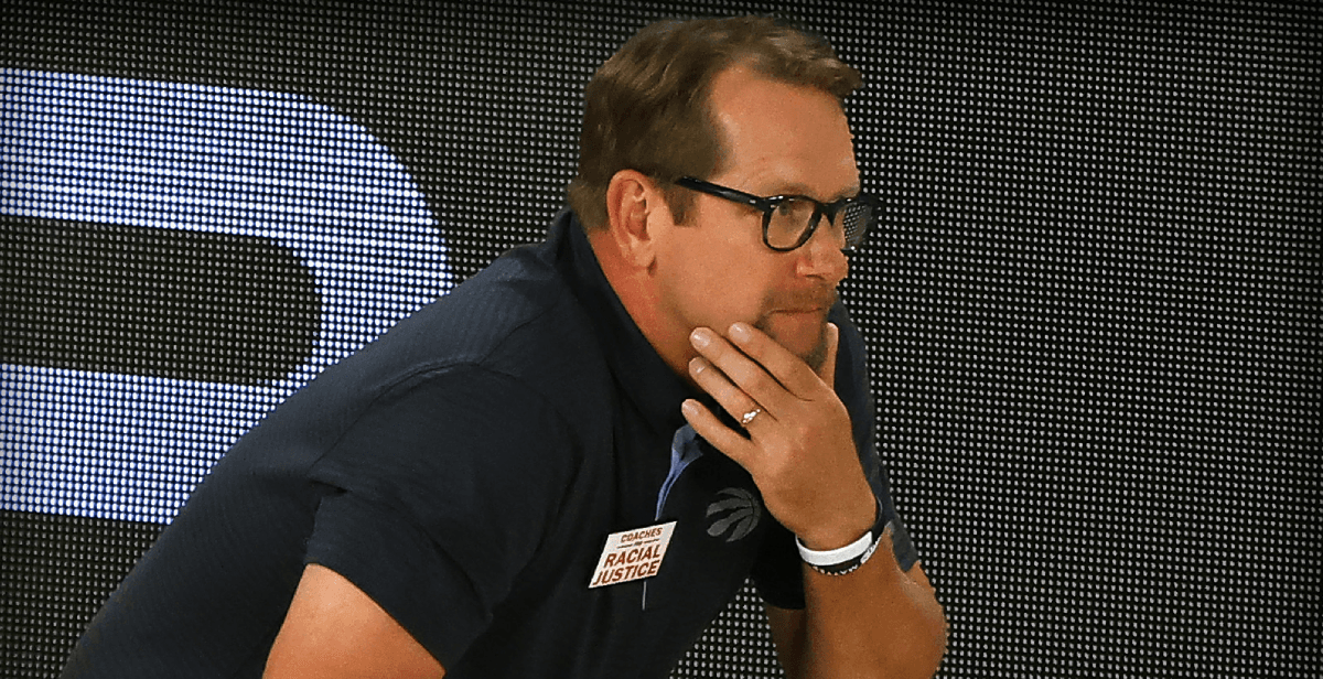 Nick Nurse fue nombrado entrenador del año de la NBA