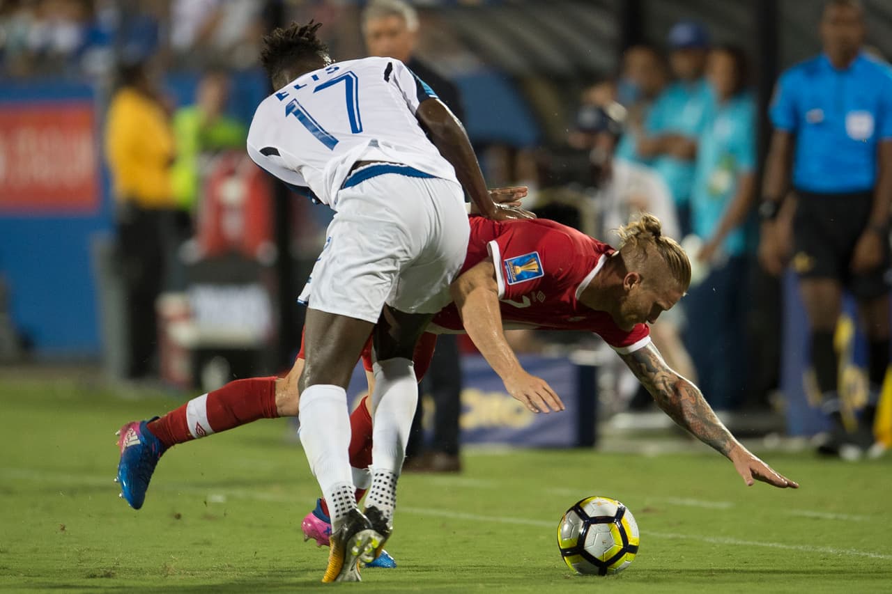 La selecciones salieron a no perder e hicieron muy poco a la ofensiva.