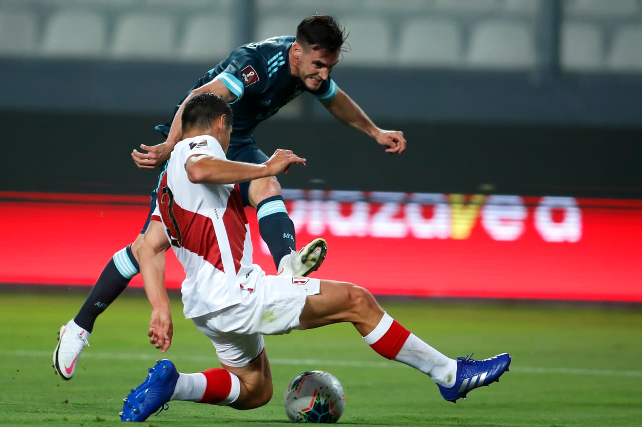 Con goles de Nicolás González y Lautaro Martínes, Argentina se impone en su visita a Perú.