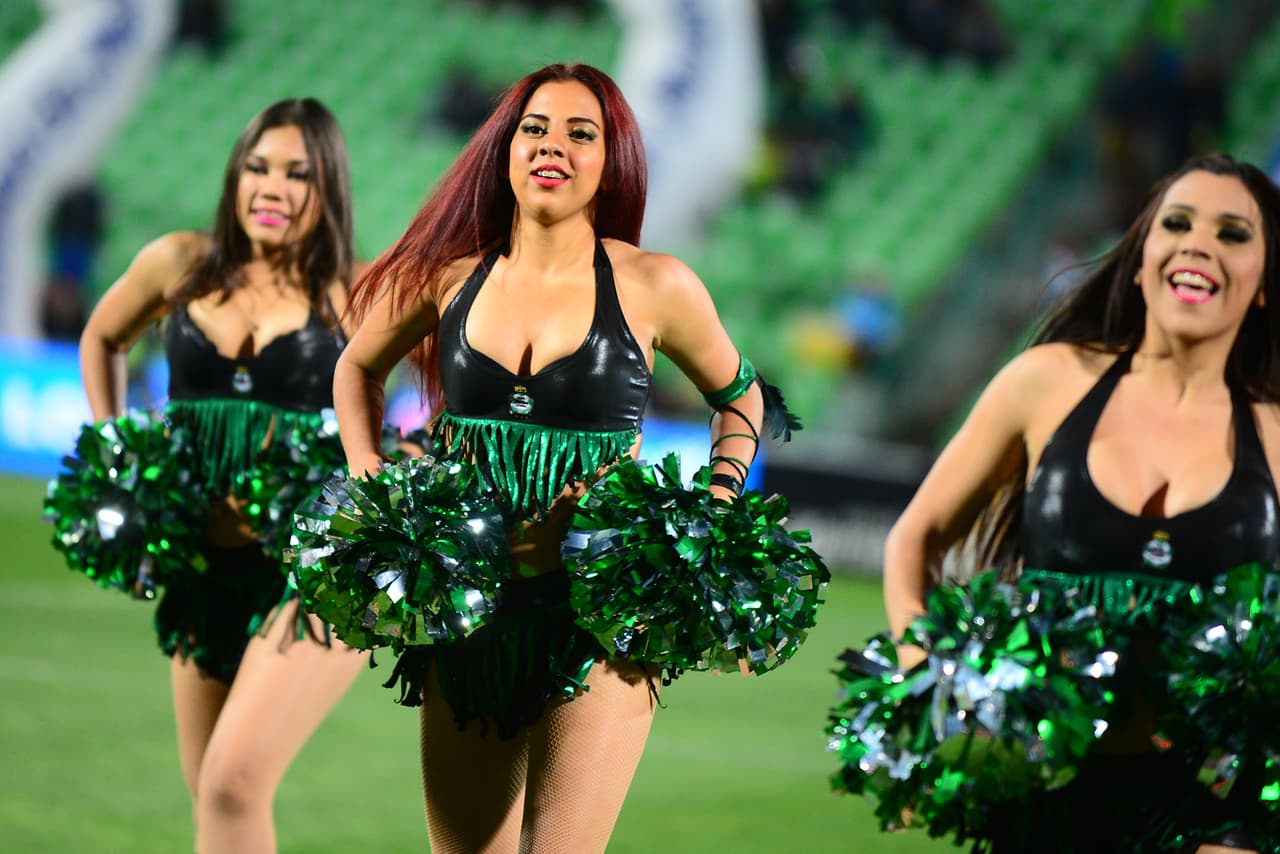 La belleza de las porristas en la fecha 10