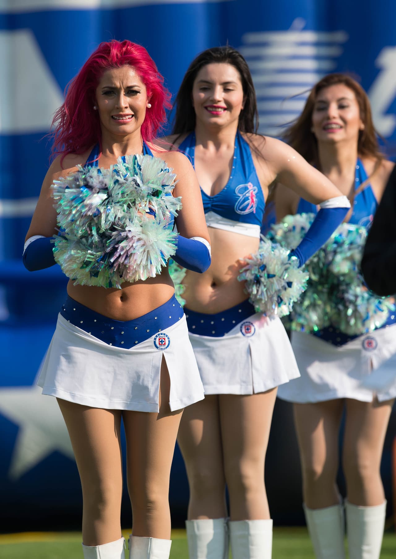 La belleza de las porristas en la fecha 10