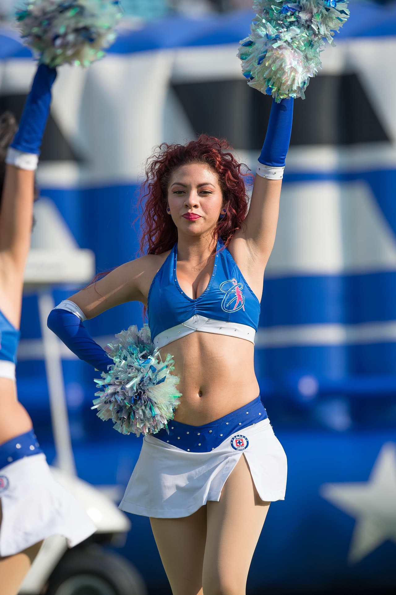 La belleza de las porristas en la fecha 10