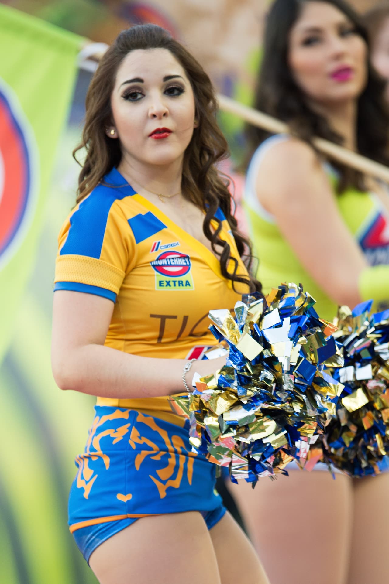 La belleza de las porristas en la fecha 10