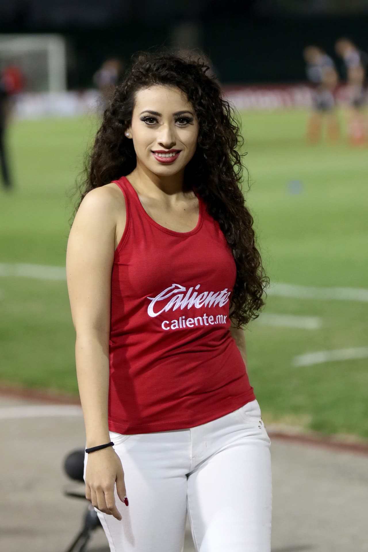 La belleza de las porristas en la fecha 10