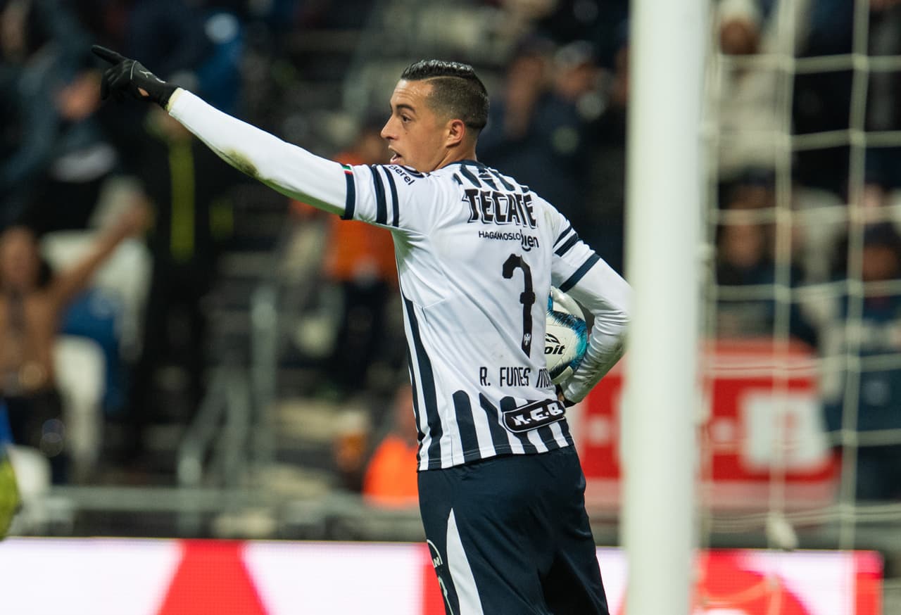 Rogelio Funes Mori cerró la pizarra con otra anotación de penal al 84'.