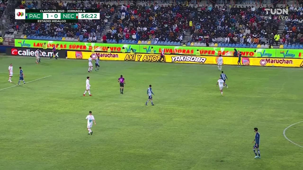 ¡TIRO ATAJADO! disparo por Érick Sánchez.