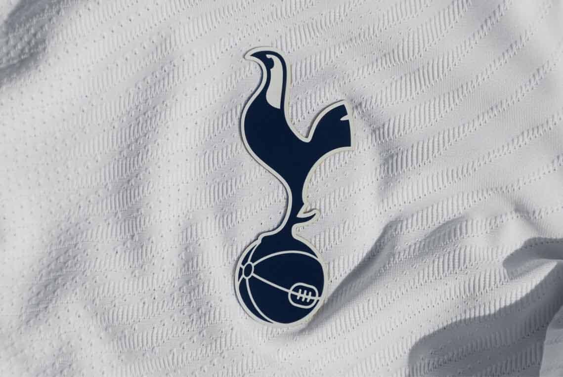 El kit de casa del Tottenham.