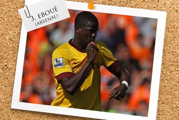 En la central está un defensa 'Gunner', Emmanuel Eboué.