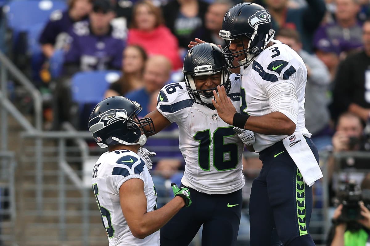 Cinco pases de TD de Russell Wilson para que Seahawks derrotaran a Ravens 35-6. Dos para Tyler Lockett y tres para Doug Baldwin.