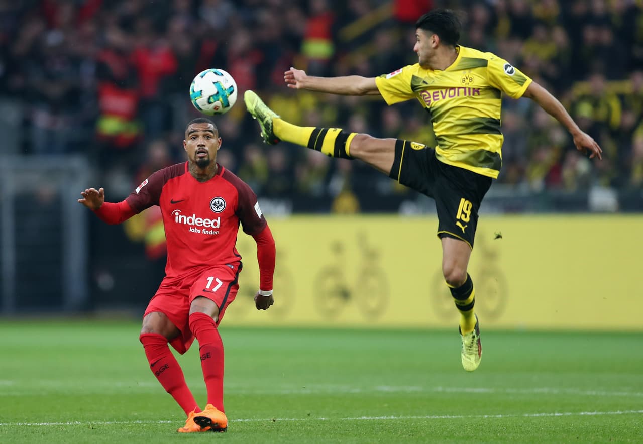 Dortmund muy pronto se adueñó de las acciones de juego como local.