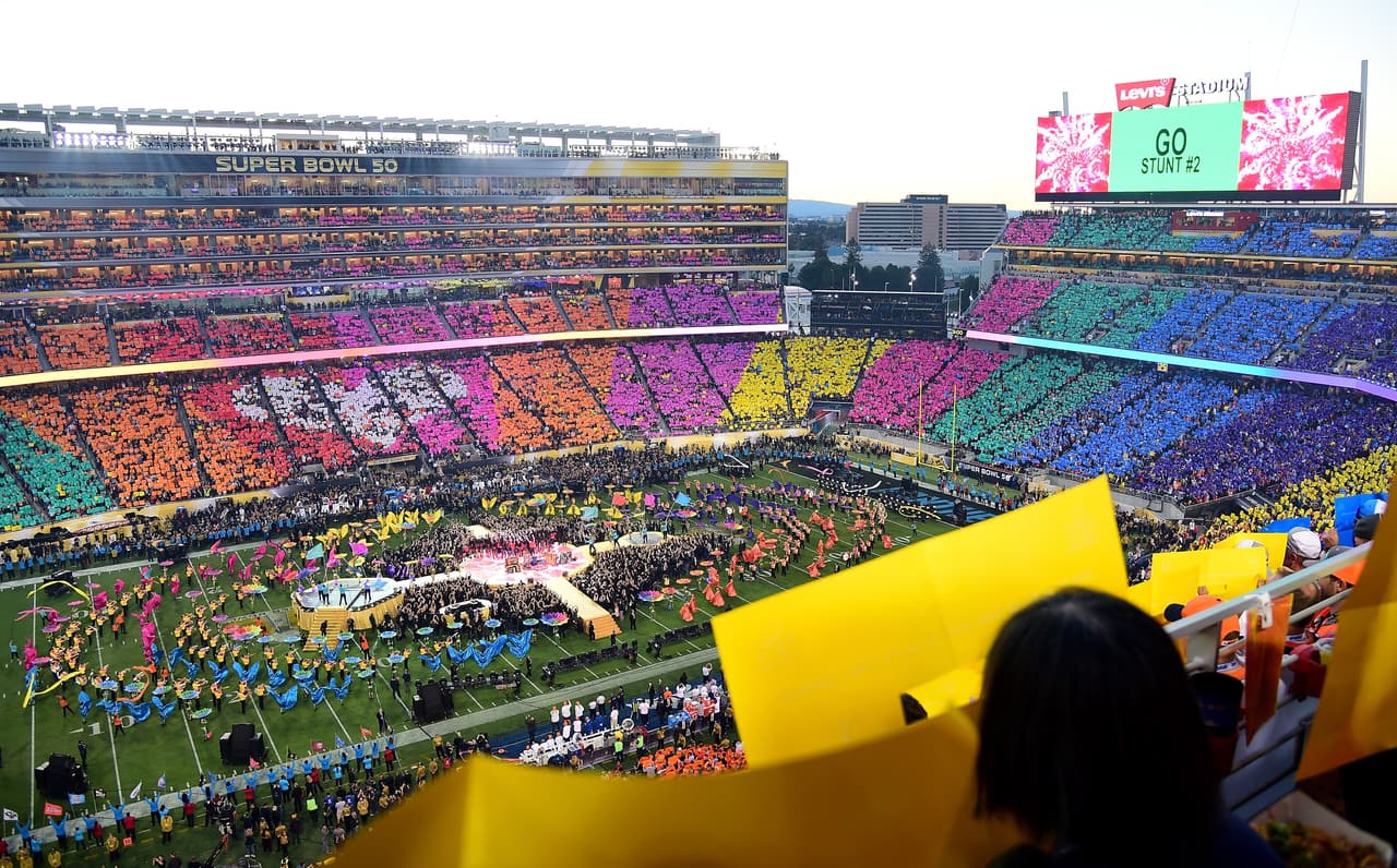 El Levi´s Stadium recientemente albergó el magno evento de la NFL, el Super Bowl en su edición de oro 50, donde los Denver Broncos salieron avantes frente a los Carolina Panthers.