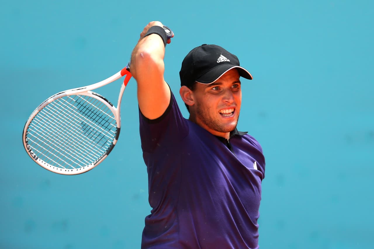 El austríaco Dominic Thiem superó al italiano Fabio Fognini por 6-4 y 7-5 en una hora y 29 minutos para colocarse en los cuartos de final del Mutua Madrid Open.
