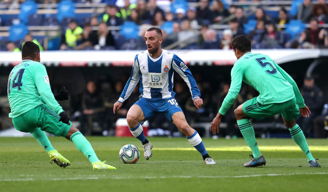 Varane (37’) abrió el marcador y Benzema (79’) marcó el segundo de los de Zidane.