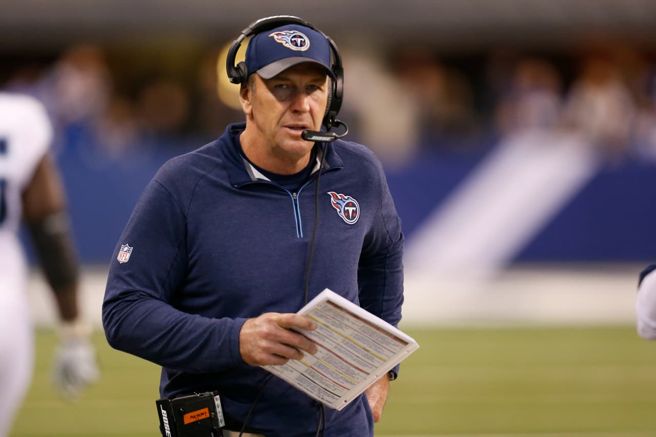 Los 32 cerebros estratégicos de la NFL: Mike Mularkey a reconstruir a los Titans
