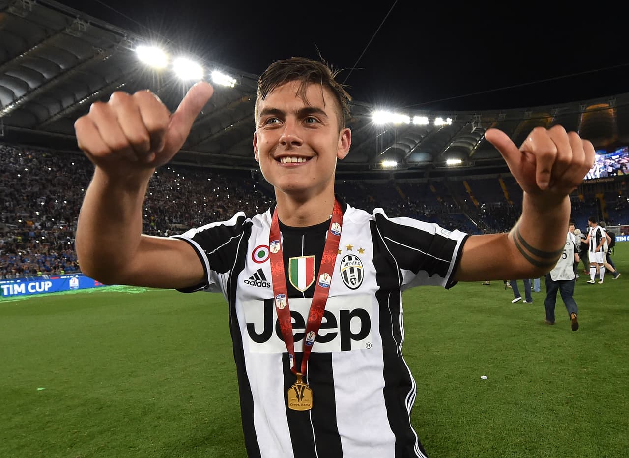 Un jugador por el que Barça sí pagaría cifras mucho más elevadas es la última perla argentina, Paulo Dybala. El chico de la Juventus ha sido comparado con Lionel Messi, pero Juventus sabe que este futbolista aún tiene mucho por mostrar y no desea desprenderse de él, a pesar de que los españoles habrían ofrecido cerca de $67 millones.