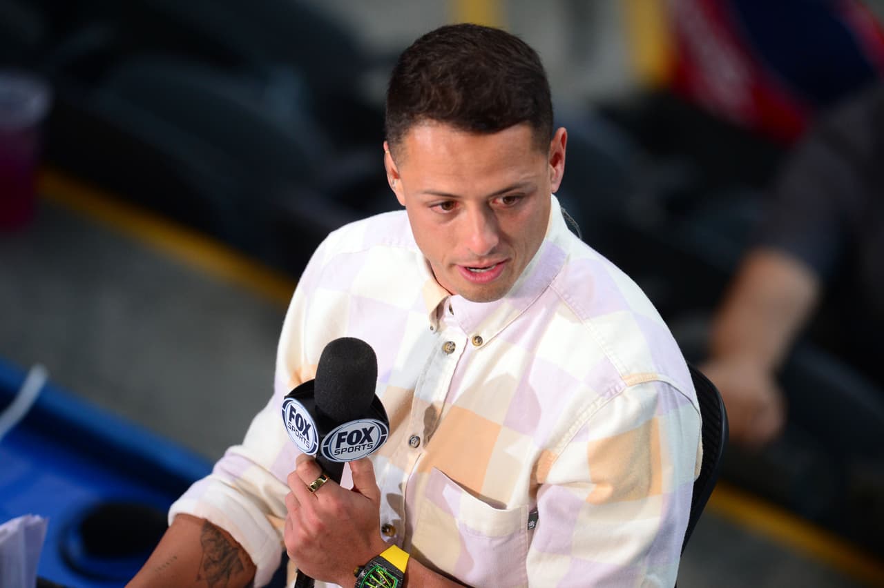 Chicharito Hernández no pudo participar en 2021, pero sí se hizo presente en el estadio.
<br>