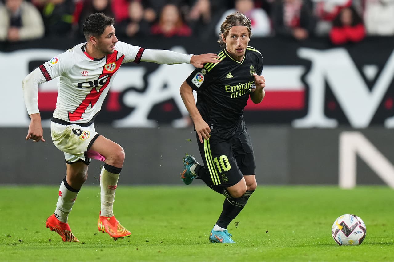 El Rayo Vallecano se quedó con la victoria frente al Real Madrid después de un penal a favor para el conjunto de Andoni Iraola.