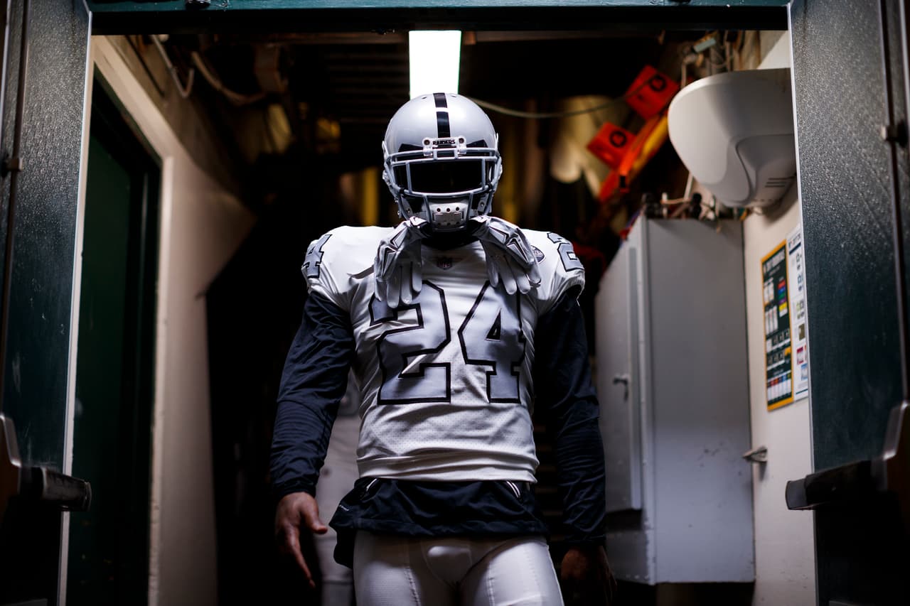 Oakland Raiders running back Marshawn Lynch (24) walks to the field prior to an NFL football game against the Kansas City Chiefs, Thursday, Oct. 19, 2017, in Oakland, Calif. The Raiders defeated the Chiefs, 31-30. (Ryan Kang via AP)