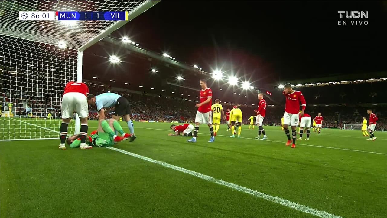 ¡TIRO ATAJADO! disparo por Boulaye Dia.