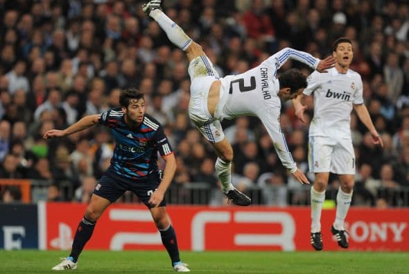 Desde la primera parte hubo varias tarjetas por duras entradas.