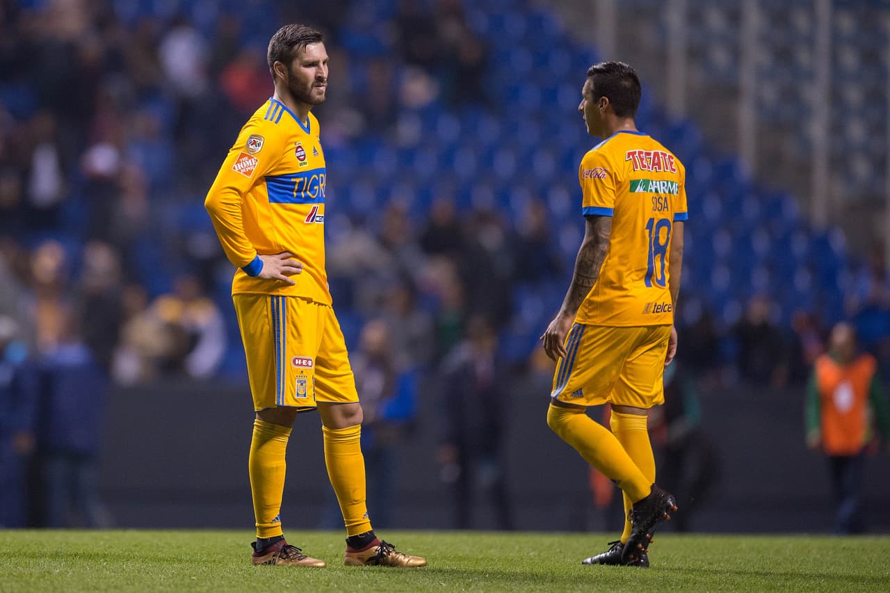 El Clausura 2018 abrió fuego y Puebla recibió al campeón Tigres en el Estadio Cuauhtémoc, y le abolló la corona con un sorpresivo 2-1.
