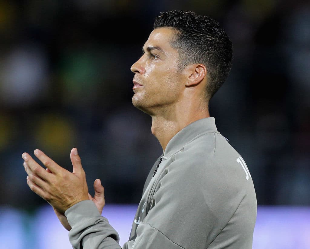 Cristiano Ronaldo sigue así con Georgina Rodríguez, en medio de su cambio de equipo a Juventus y de país a Italia.