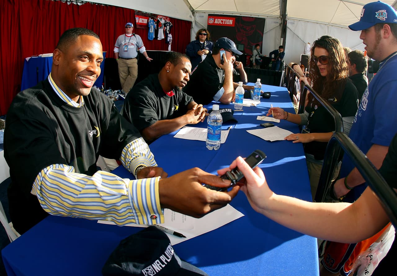 PHOENIX - FEBRUARY 02: NFLPA President Troy Vincent takes part in the Sprint Phone-A-Friend at NFL PLAYERS LIVE! Event during the NFL Experience prior to Super Bowl XLII at the University of Phoenix Stadium on February 2, 2008 in Phoenix, Arizona. (Photo by Donald Miralle/Getty Images for PLAYERS INC)