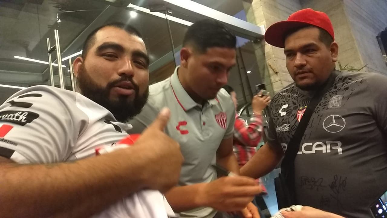 Cae la noche y el Estadio Corregidora se prepara para albergar la vuelta de los cuartos de final entre Querétaro y Necaxa.