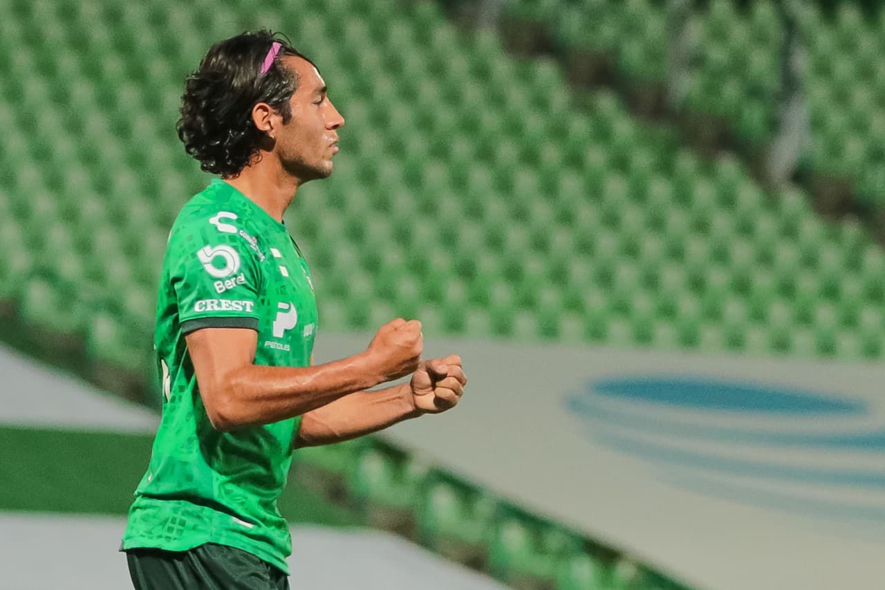 Gael Sandoval recuerda a Chivas las pocas oportunidades que tuvo