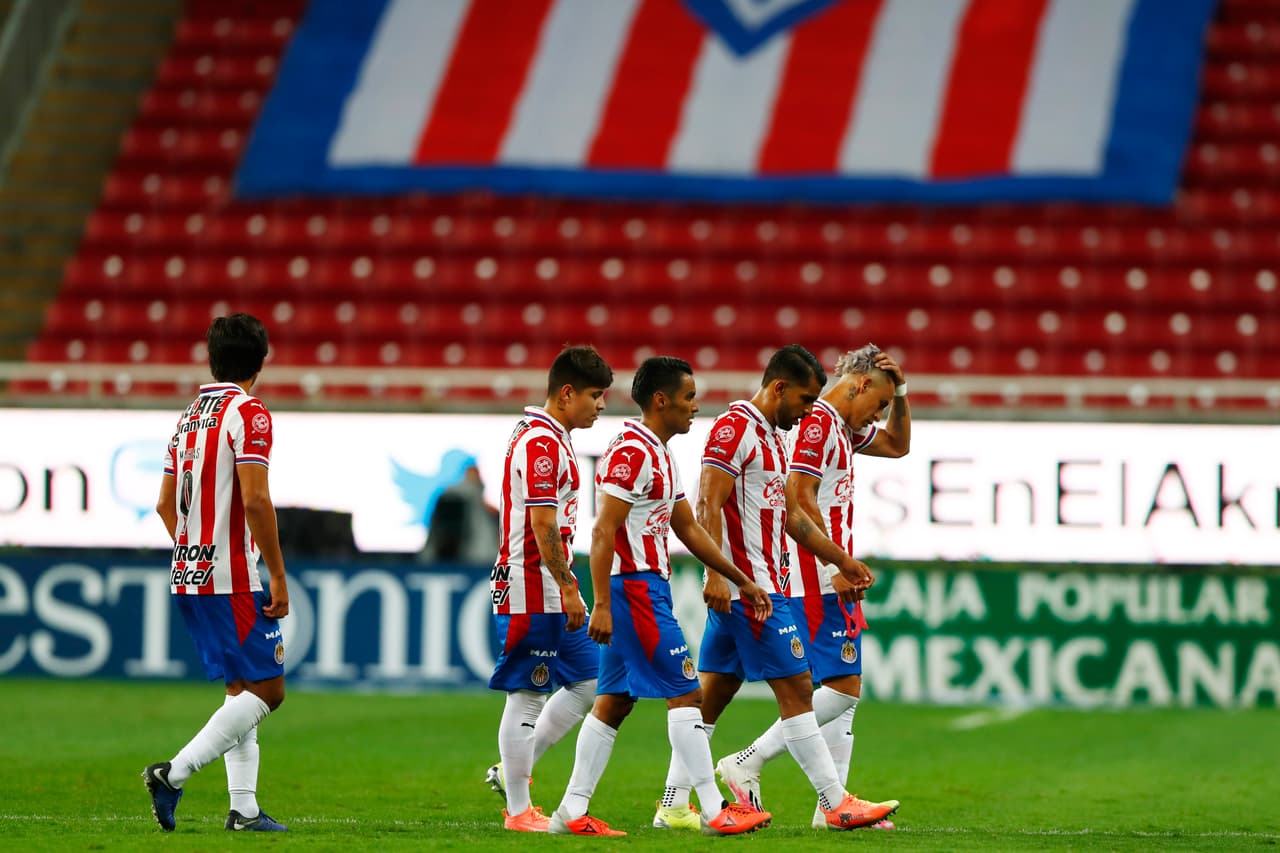 ¡Otro positivo en Chivas! El jugador ya se encuentra aislado