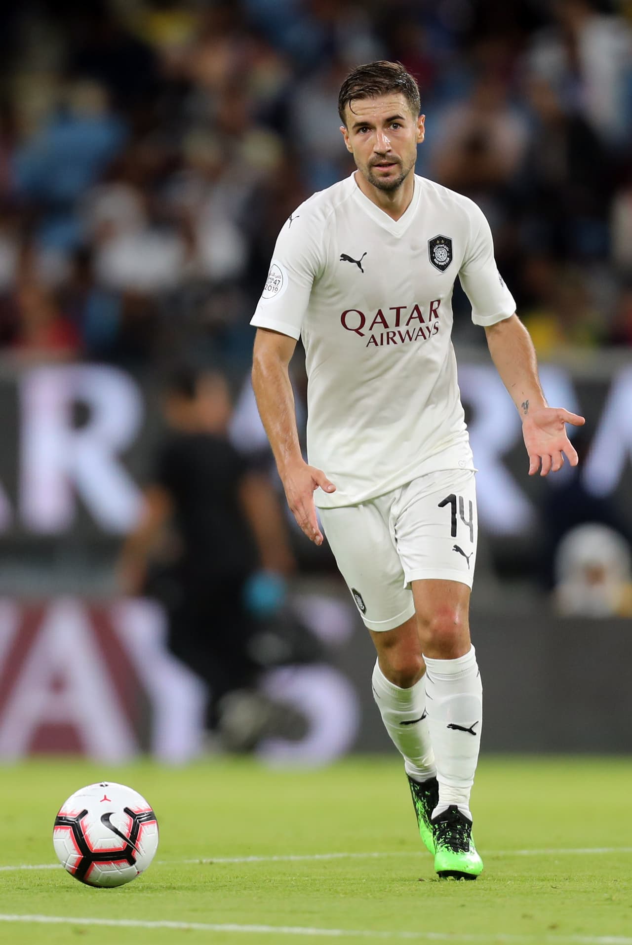 Hoy día juega para el 
<b>Al Sadd, </b>club donde también jugó el mítico 
<b>Raúl González Blanco.</b>