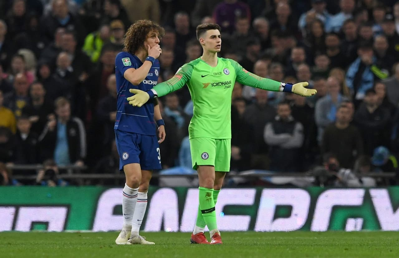 El DT de los 'blues' fue rechazado por el portero vasco cuando buscó substituirlo.