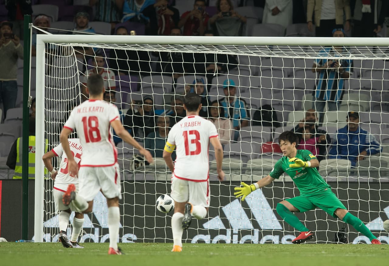 El videoarbitraje (VAR), empleado en este torneo por segundo año consecutivo, permitió al conjunto marroquí soñar con forzar la prórroga. De penalti, Reda Hajhouj puso el 3-2 que al final no alcanzó.