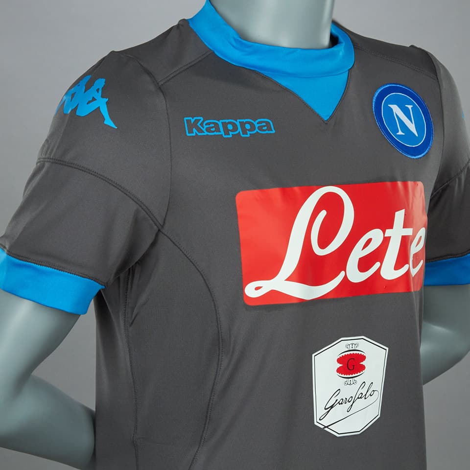 S.S.C. Napoli - Temporada 2015/2016 - Segundo uniforme