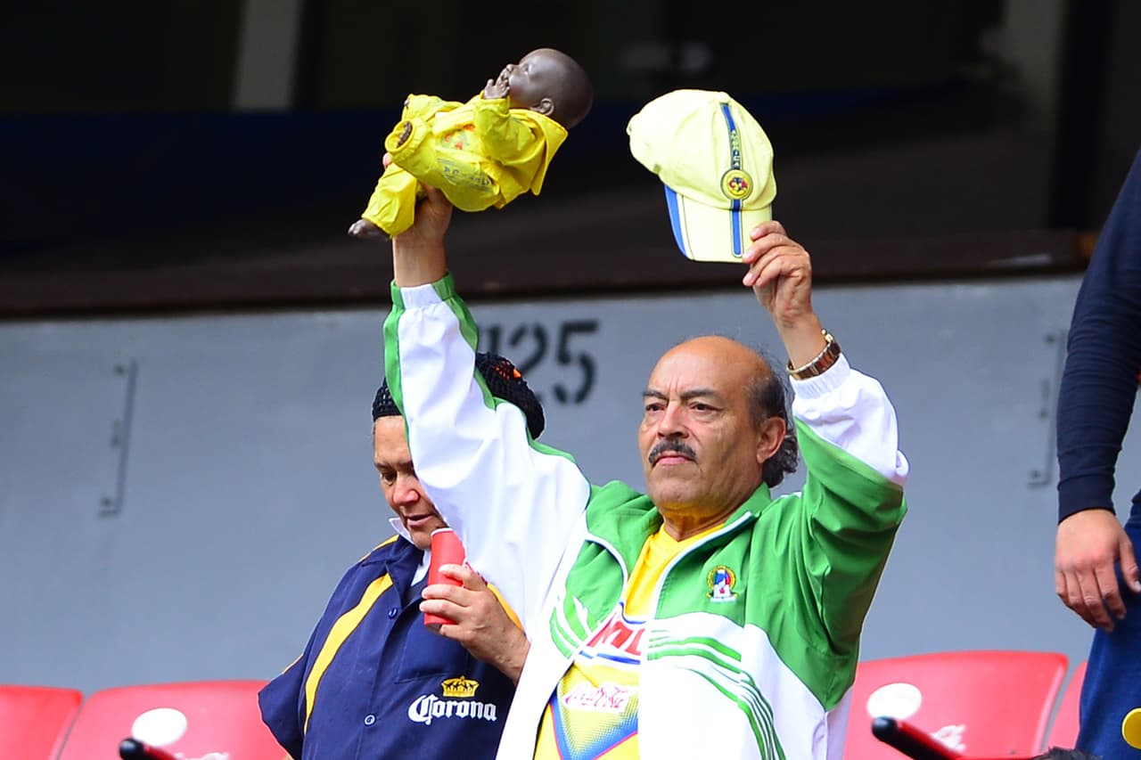 El colorido de la afición en la Jornada 15