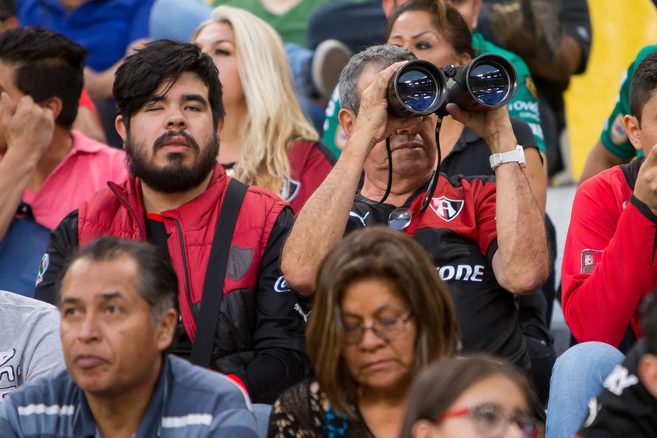El colorido de la afición en la Jornada 15